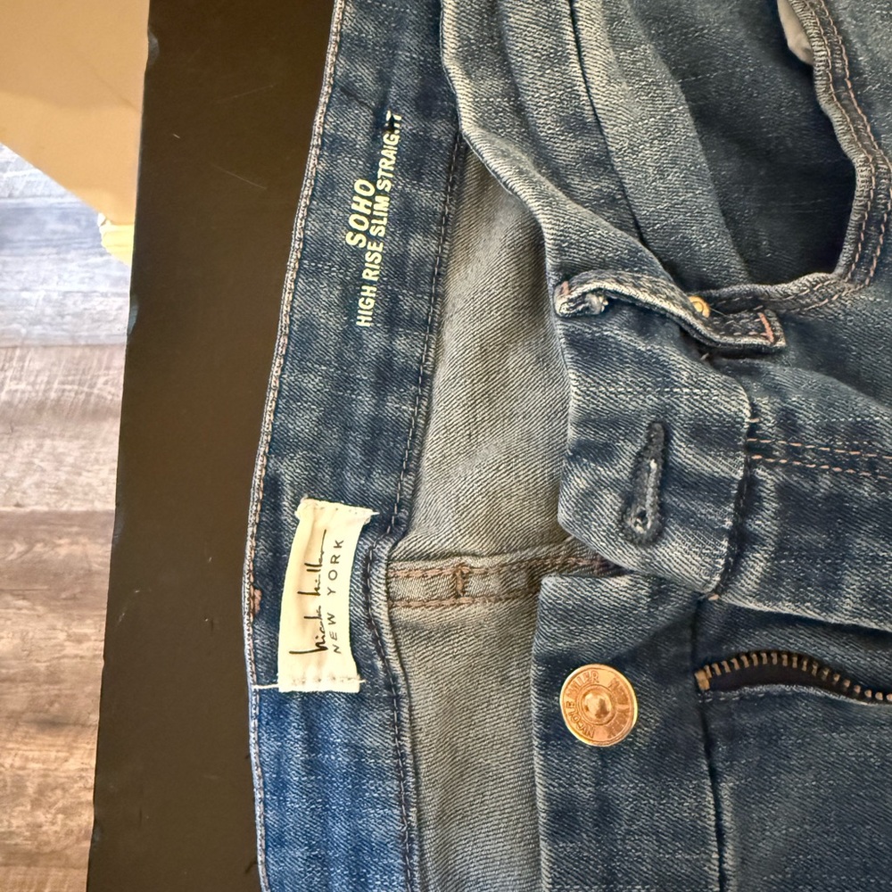 Nicole Miller Light Blue Distressed Ankle Jeans - Picture 4 of 5